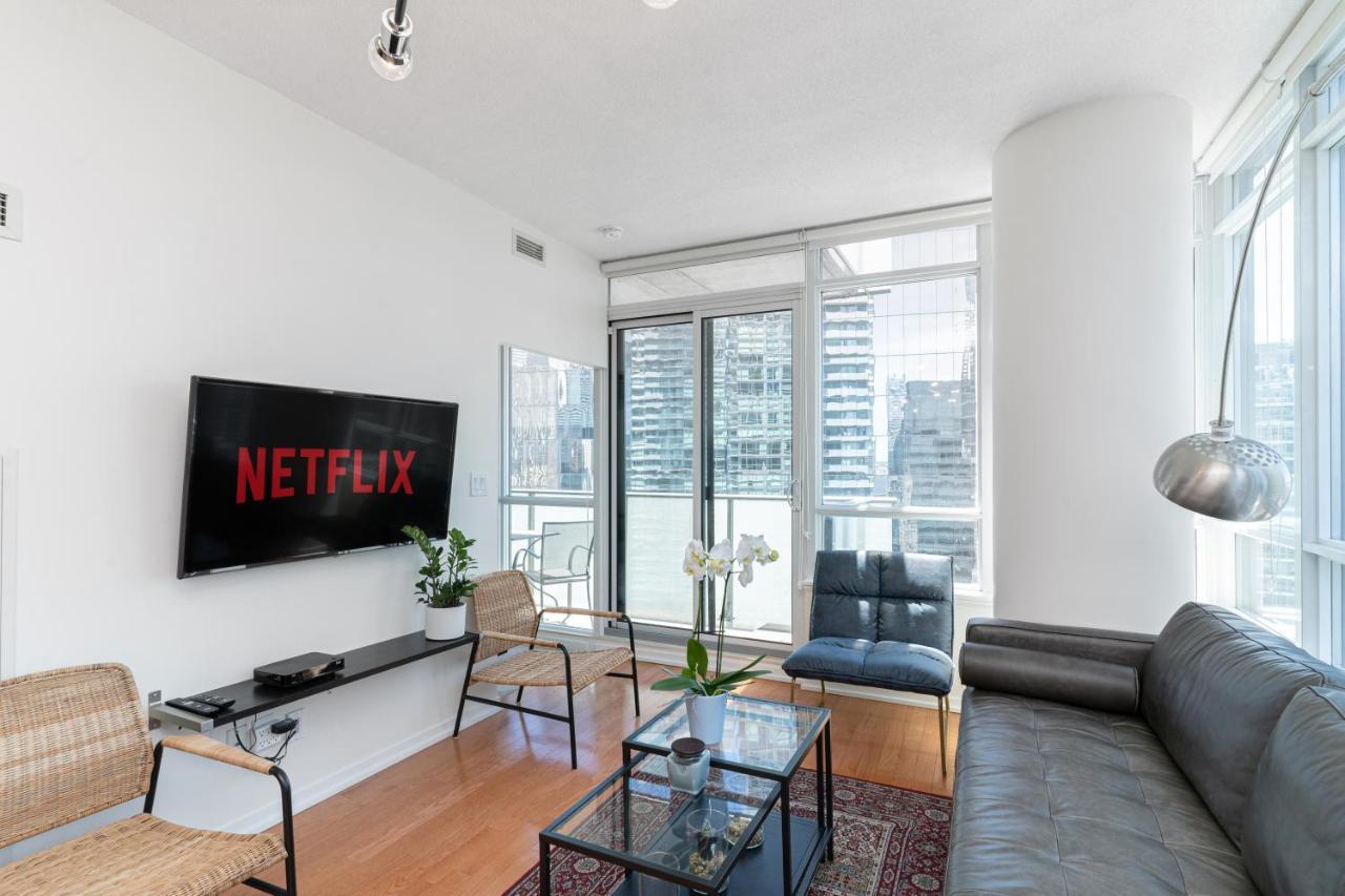 Aparthotel Beautiful Modern Toronto Luxurious Scotiabank Arena Exterior foto