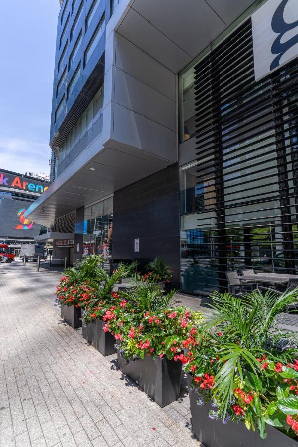 Aparthotel Beautiful Modern Toronto Luxurious Scotiabank Arena Exterior foto