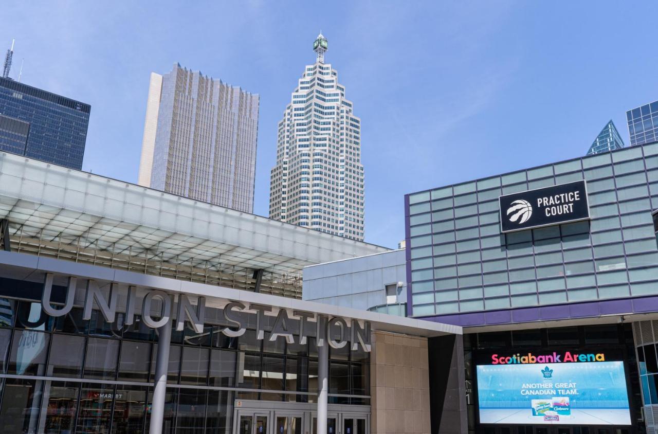 Aparthotel Beautiful Modern Toronto Luxurious Scotiabank Arena Exterior foto